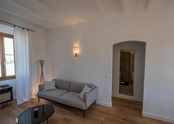 Lume Vue Au Coeur A Deux Pas Port Citadelle Calvi (Corsica)