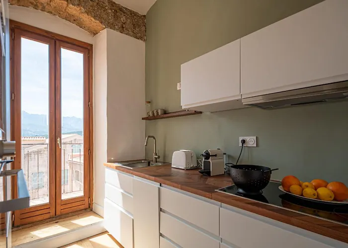 Lume Vue Au Coeur A Deux Pas Port Citadelle * Calvi (Corsica)