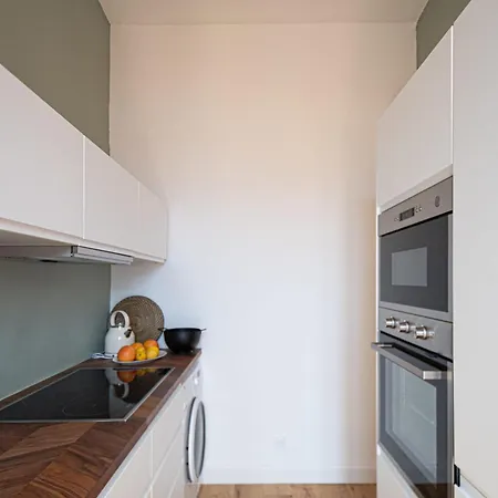 Lume Vue Au Coeur A Deux Pas Port Citadelle