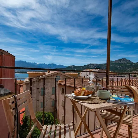 Lume Vue Au Coeur A Deux Pas Port Citadelle *