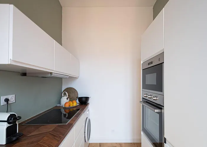 Lume Vue Au Coeur A Deux Pas Port Citadelle