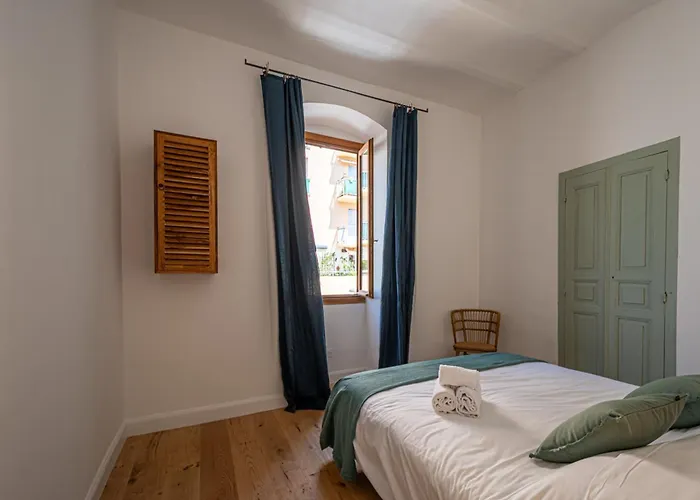 Lume Vue Au Coeur A Deux Pas Port Citadelle * Calvi (Corsica)